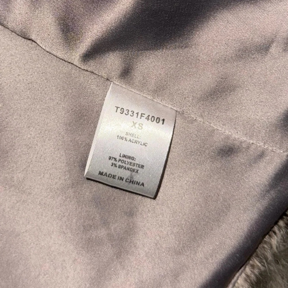 Tart Collections • Kyla Faux Fur Vest - Picture 7 of 10